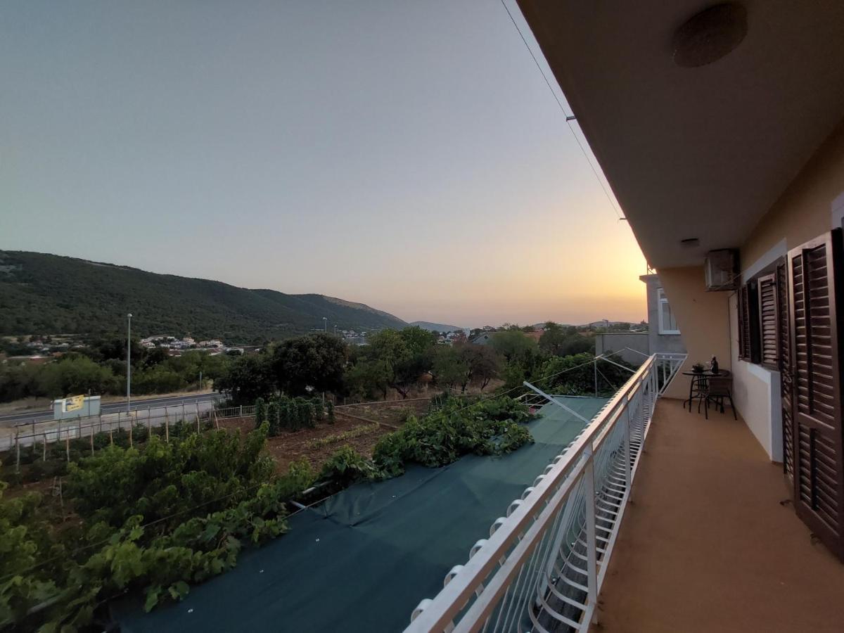 Apartman Stipe Grebastica Bagian luar foto